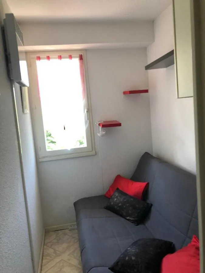 Les Jardins Du Casino T2 Bis- 4 Personnes-Tarif Cures Apartment Bagneres-de-Luchon 0*,  France