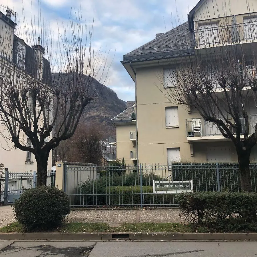 Les Jardins Du Casino T2 Bis- 4 Personnes-Tarif Cures Apartment Bagneres-de-Luchon